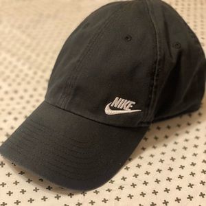 Nike logo black hat cap